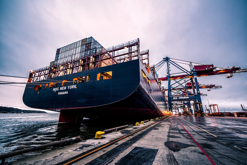Keamanan dan Keandalan: Mengapa Asuransi Cargo Penting dalam Rantai Pasokan Global